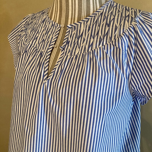 Cool and crisp, stripes for summer!  Youthful, fun and feminine! - Picture 2 of 8